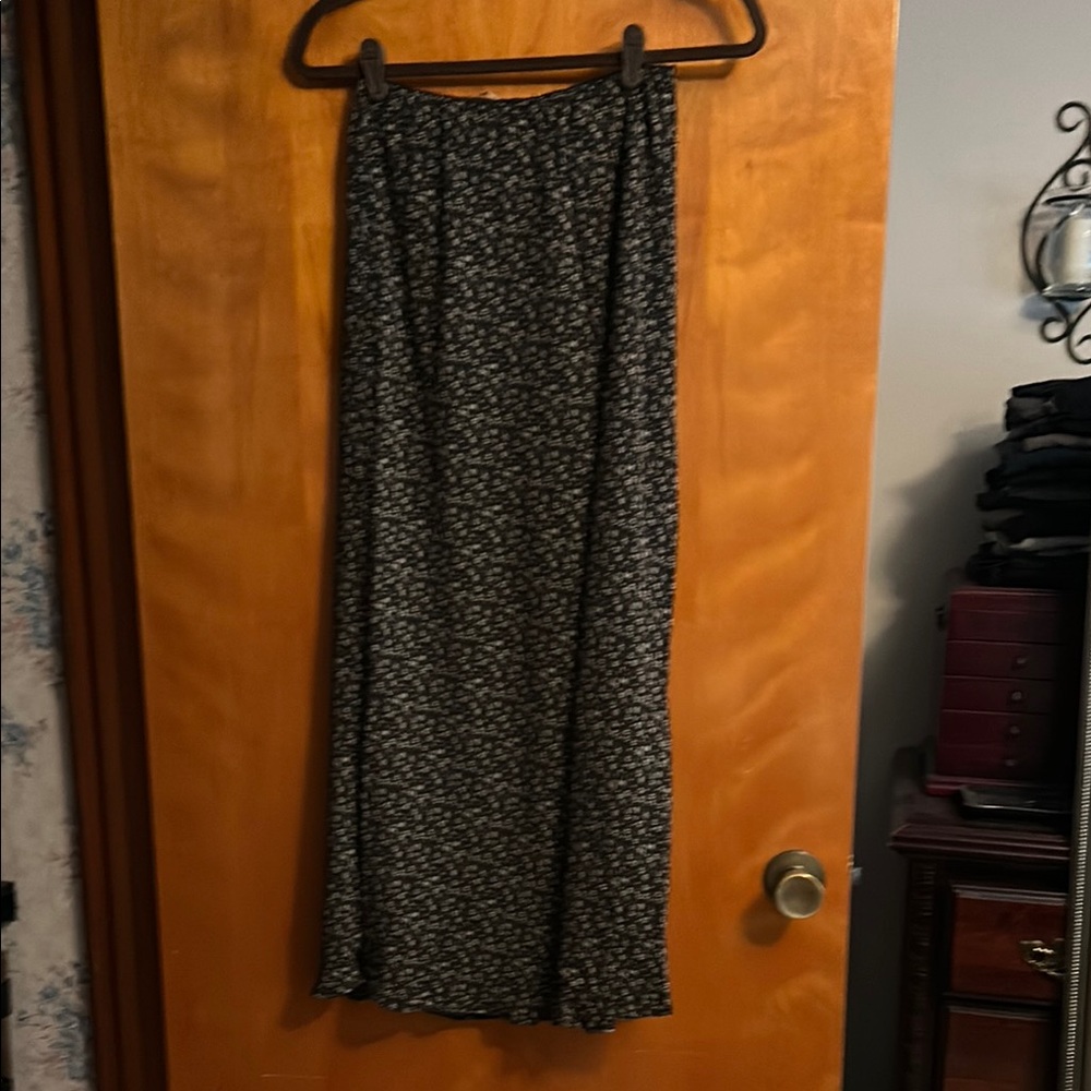 Eddie Bauer Petite Floral Black and White Maxi Skirt